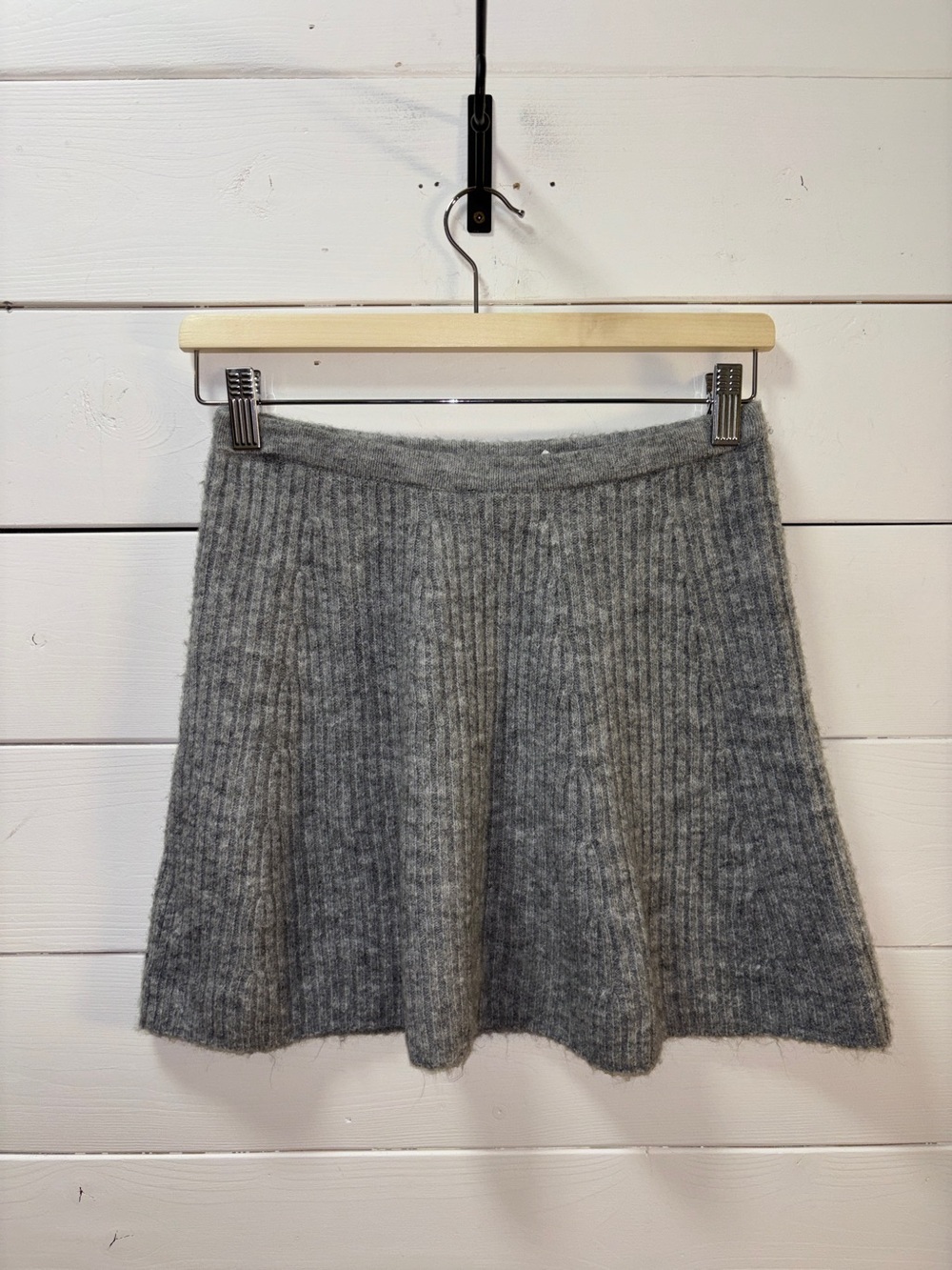 DIVIDED NWT  Grey Ribbed Knit Mini Skirt Size S - Picture 5 of 7
